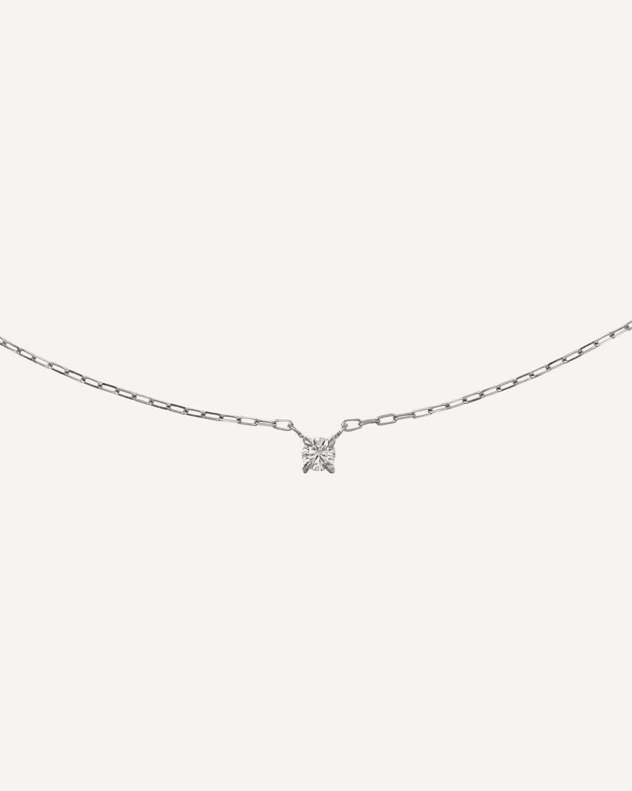 Colar Solitário Ana em Ouro 18K com 15 pontos de Diamante