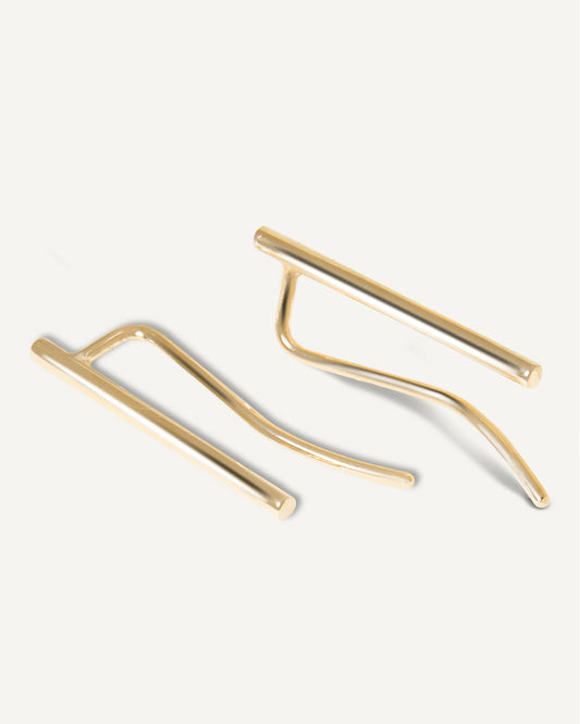 Brinco Earcuff Risco em Ouro 18K Liso