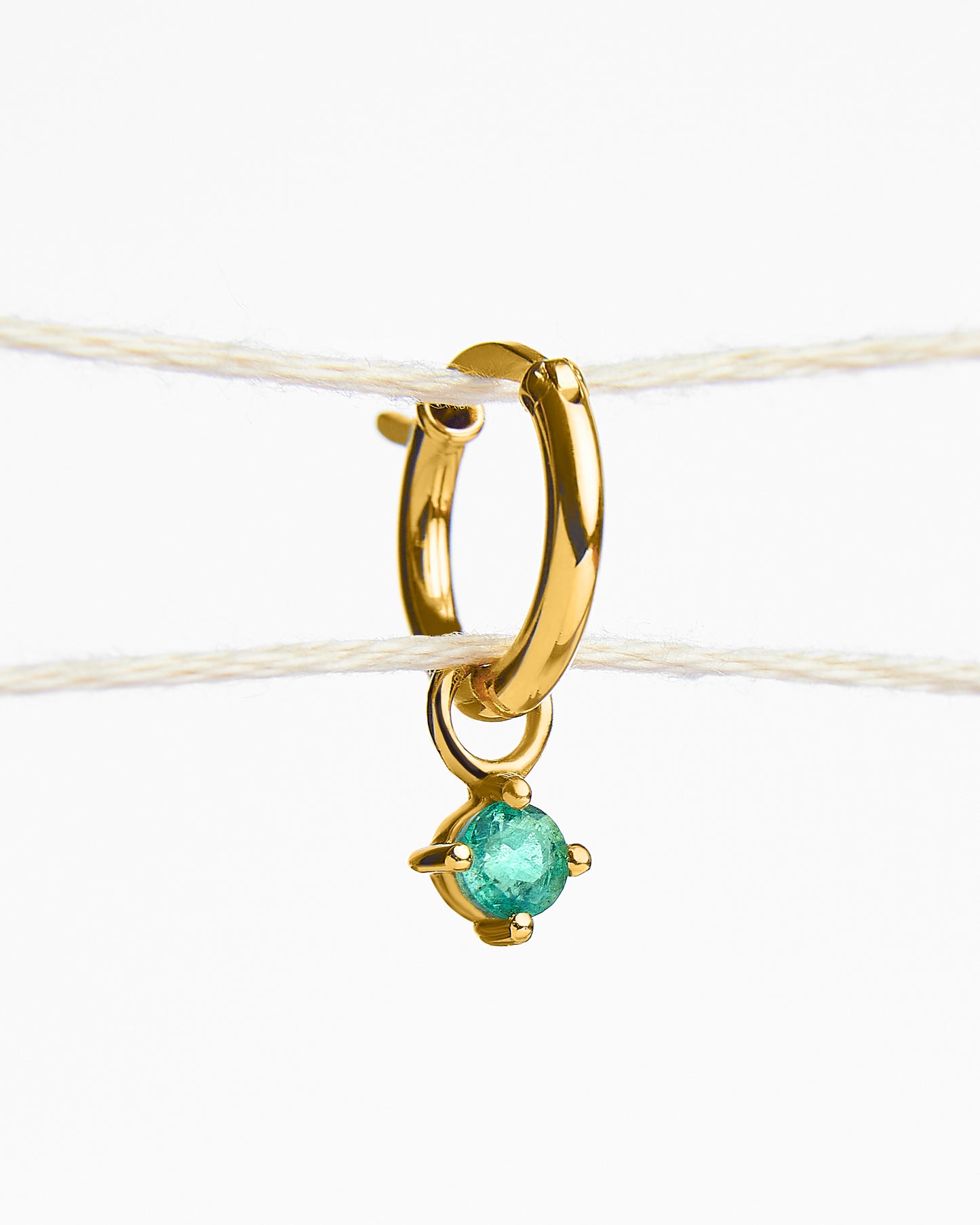 Argola Alice Esmeralda em Ouro 18K