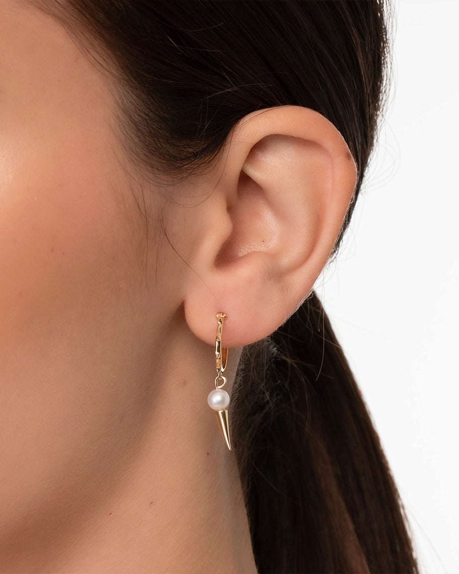 Brinco Argola Espadas Pérolas em Ouro 18K