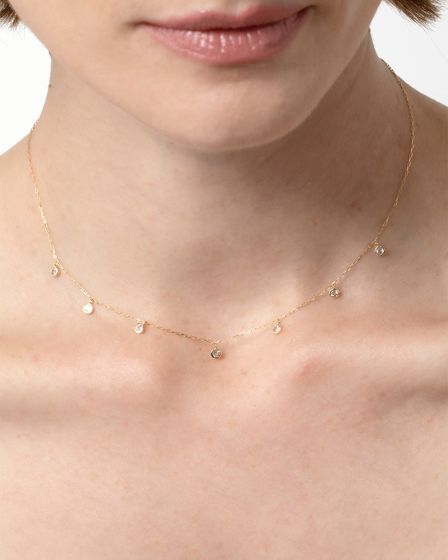 Colar Dots White em Ouro 18K e Pingentes de Topázios Brancos