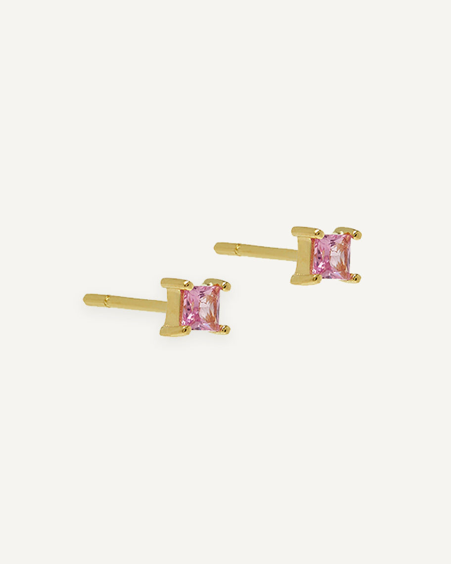 Brinco Stud Clair Carré Safira Rosa em Ouro 18K
