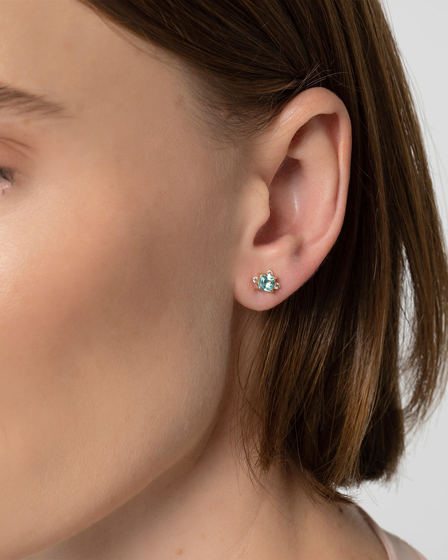 Brinco Stud Palette em Ouro 18K
