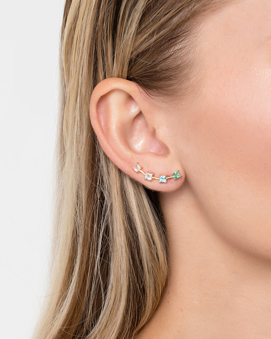 Brinco Earcuff Clair em Ouro 18K e Pedras Esverdeadas