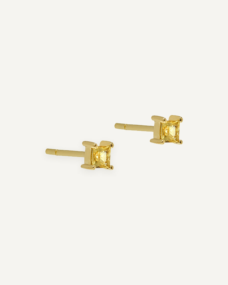Brinco Stud Clair Carré Safira Amarela em Ouro 18K