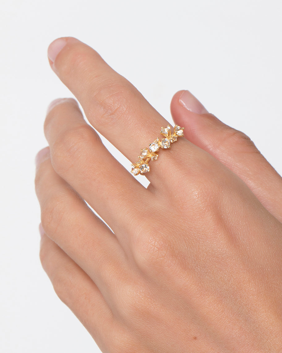 Anel Bouquet em Ouro 18K e Topázios Brancos