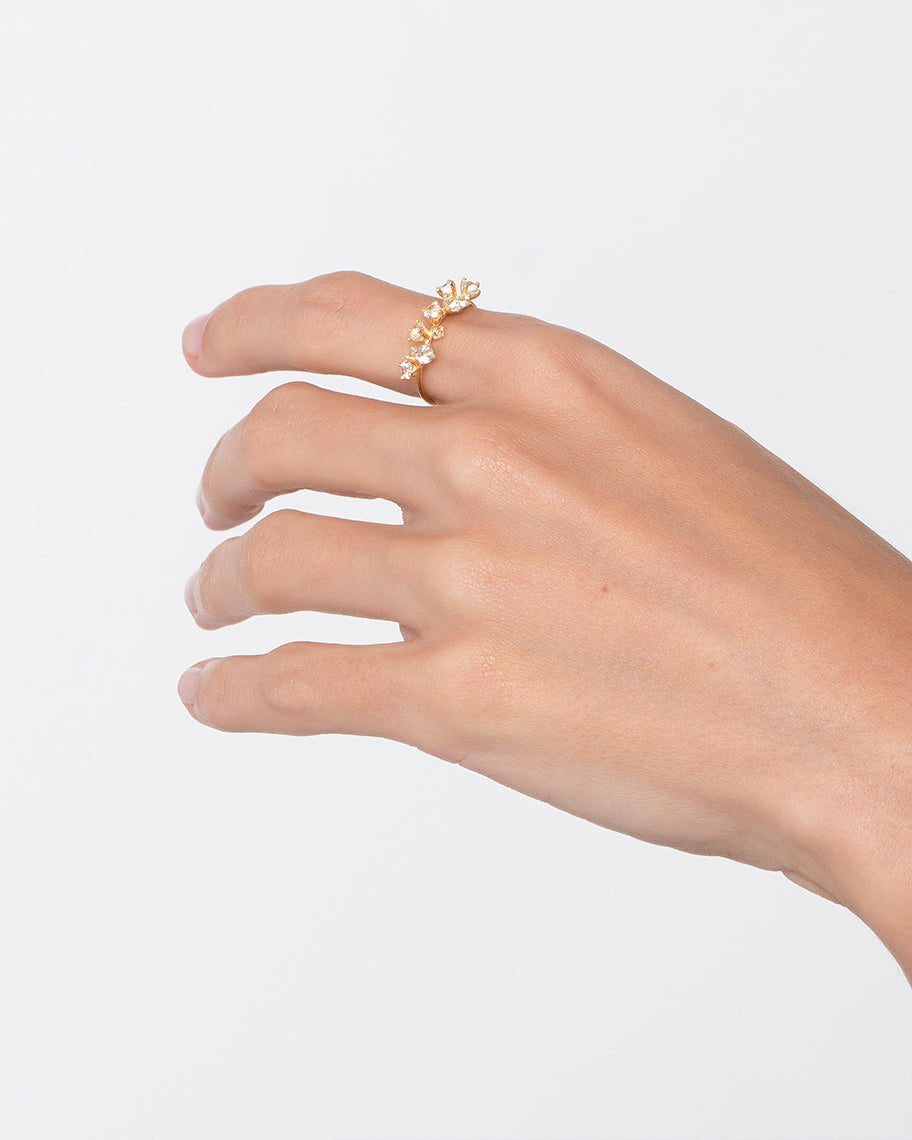 Anel Bouquet em Ouro 18K e Topázios Brancos