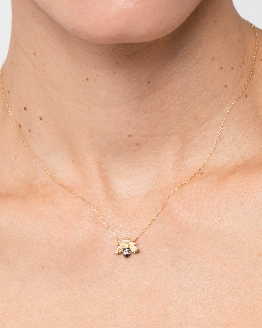 Colar Abelha em Ouro 18K com Safiras e Brilhantes