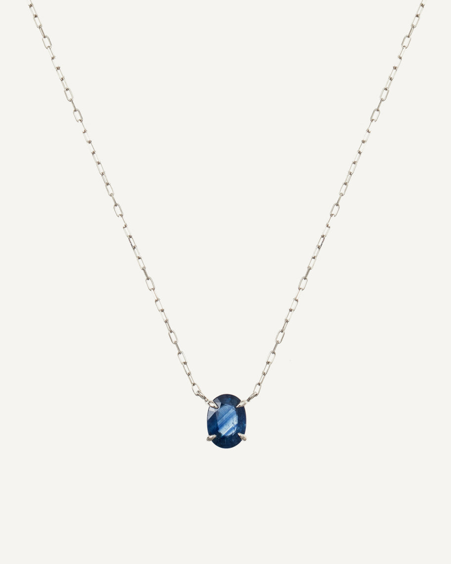 Colar Isadora em Ouro Branco 18K e Safira