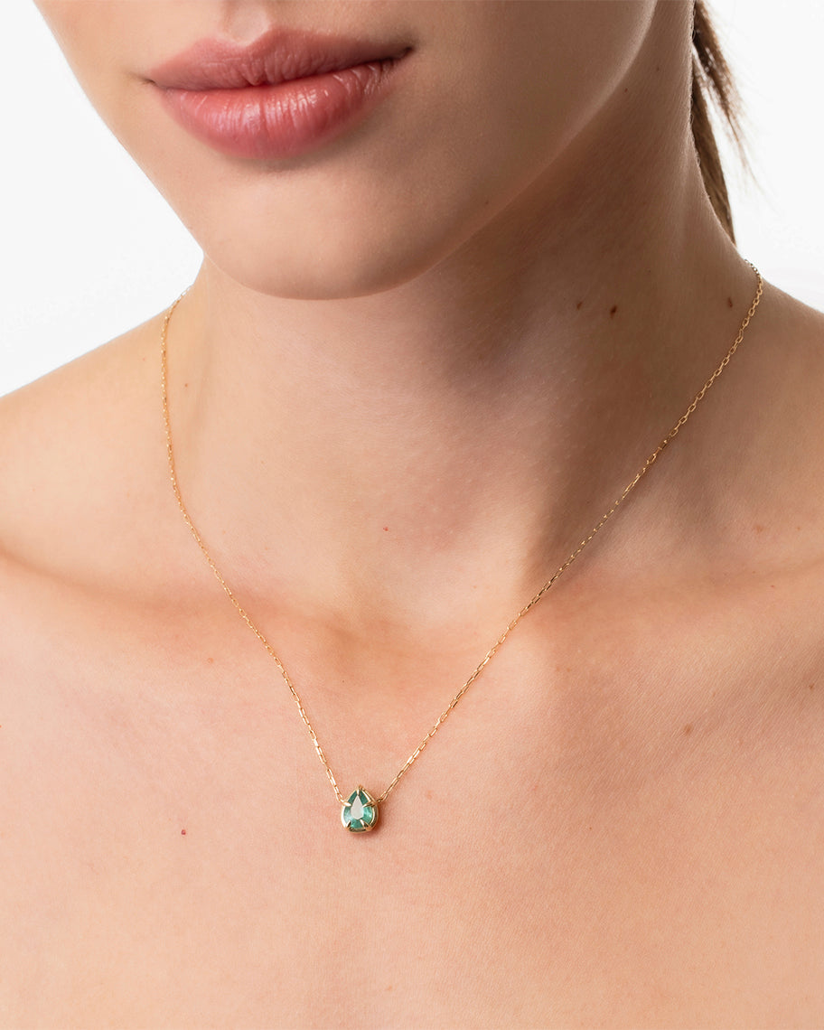 Colar Gota Amelia em Ouro 18K e Esmeralda