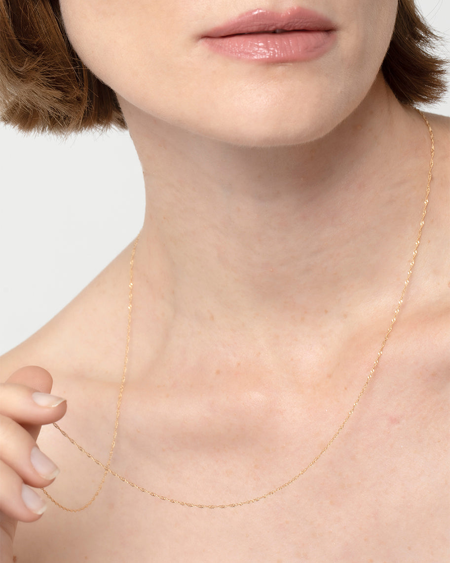 Corrente Fina em Ouro 18K de 70cm Twist