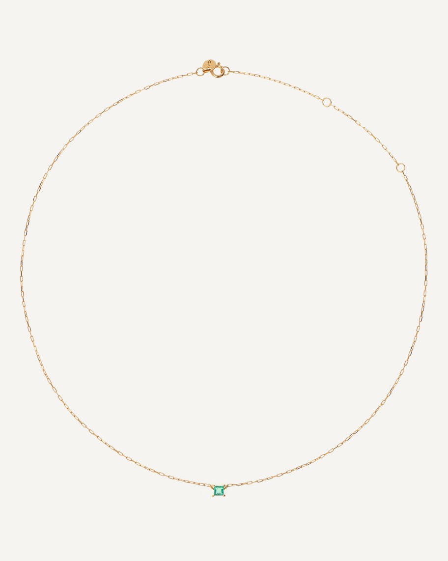 Colar Solitário Clair em Ouro 18K e Esmeralda
