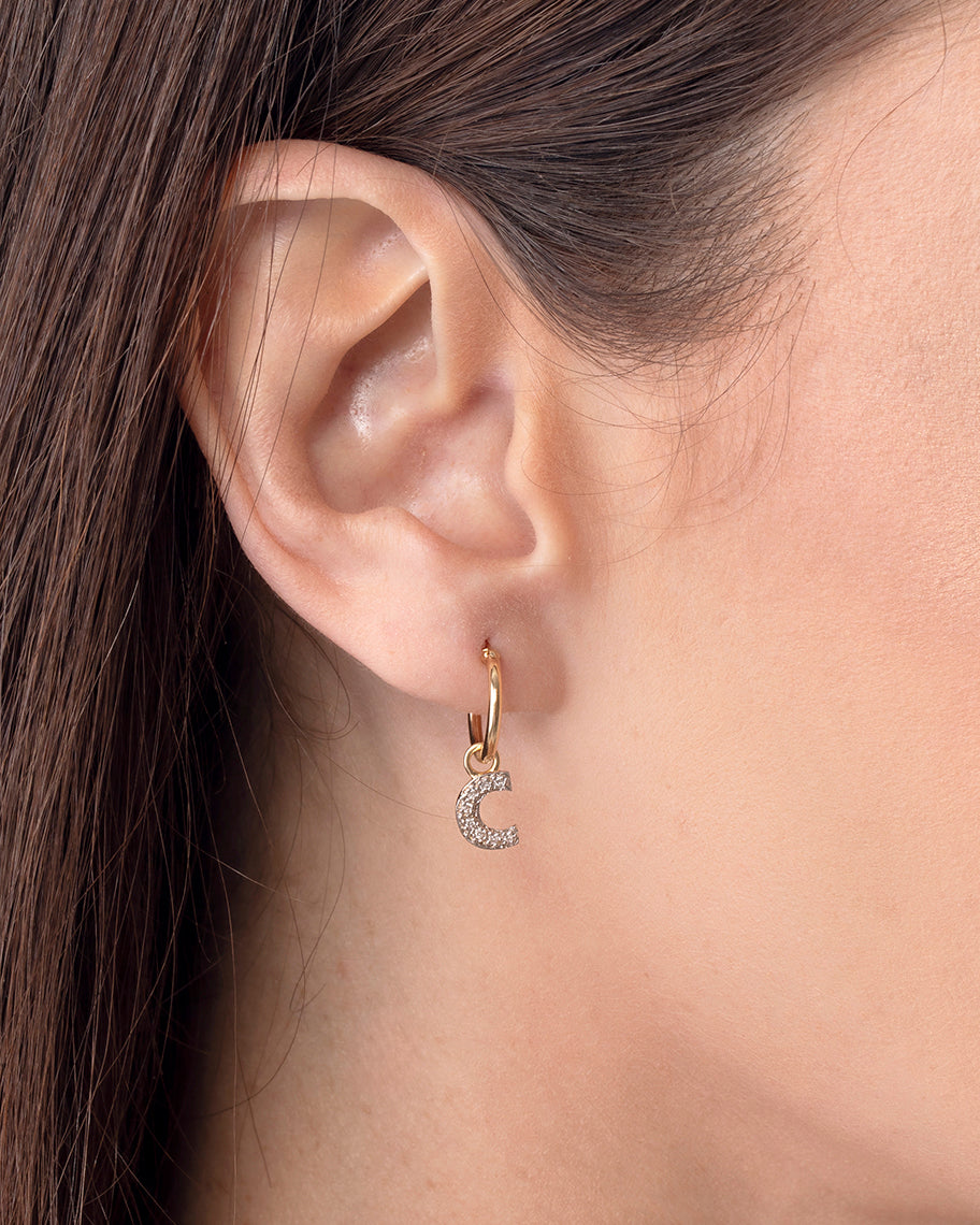 Pingente Personalizado ID em Ouro 18K e Diamantes