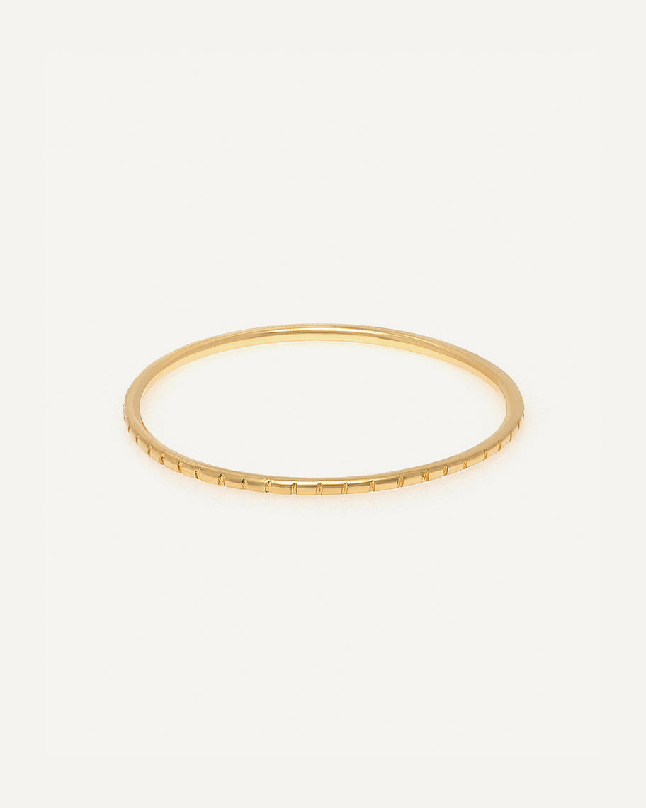 Anel Lil Liso em Ouro 18K