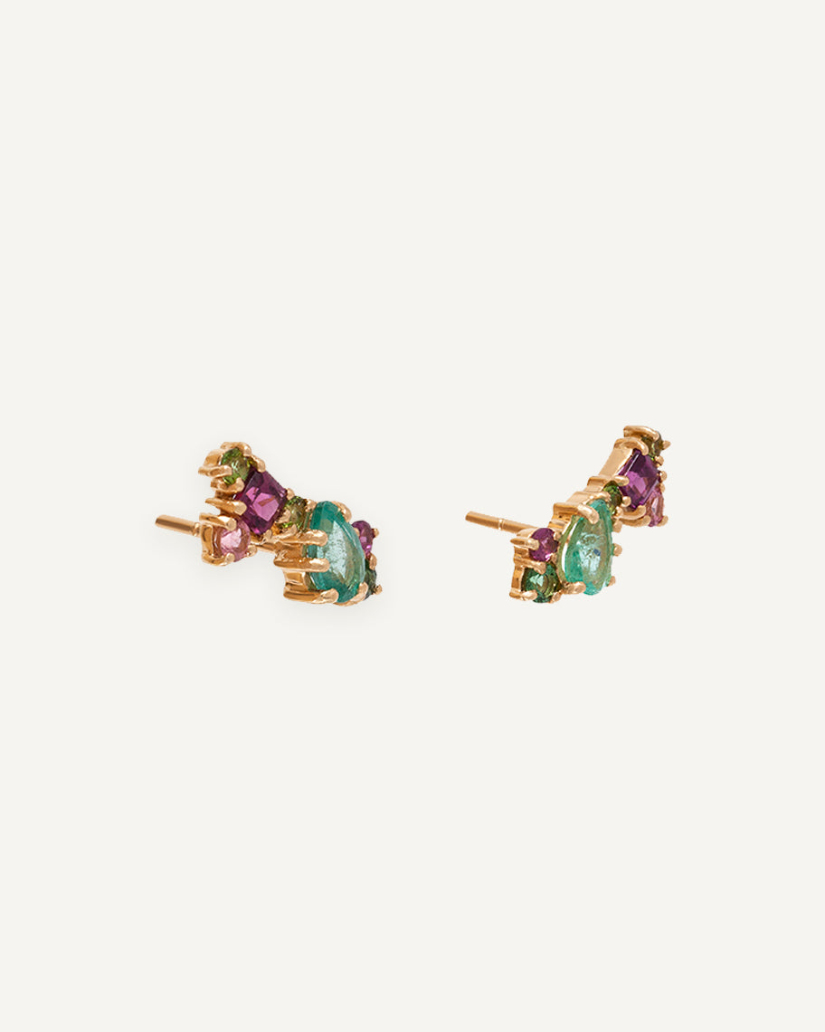 Brinco Earcuff Pitanga em Ouro 18K e Esmeralda