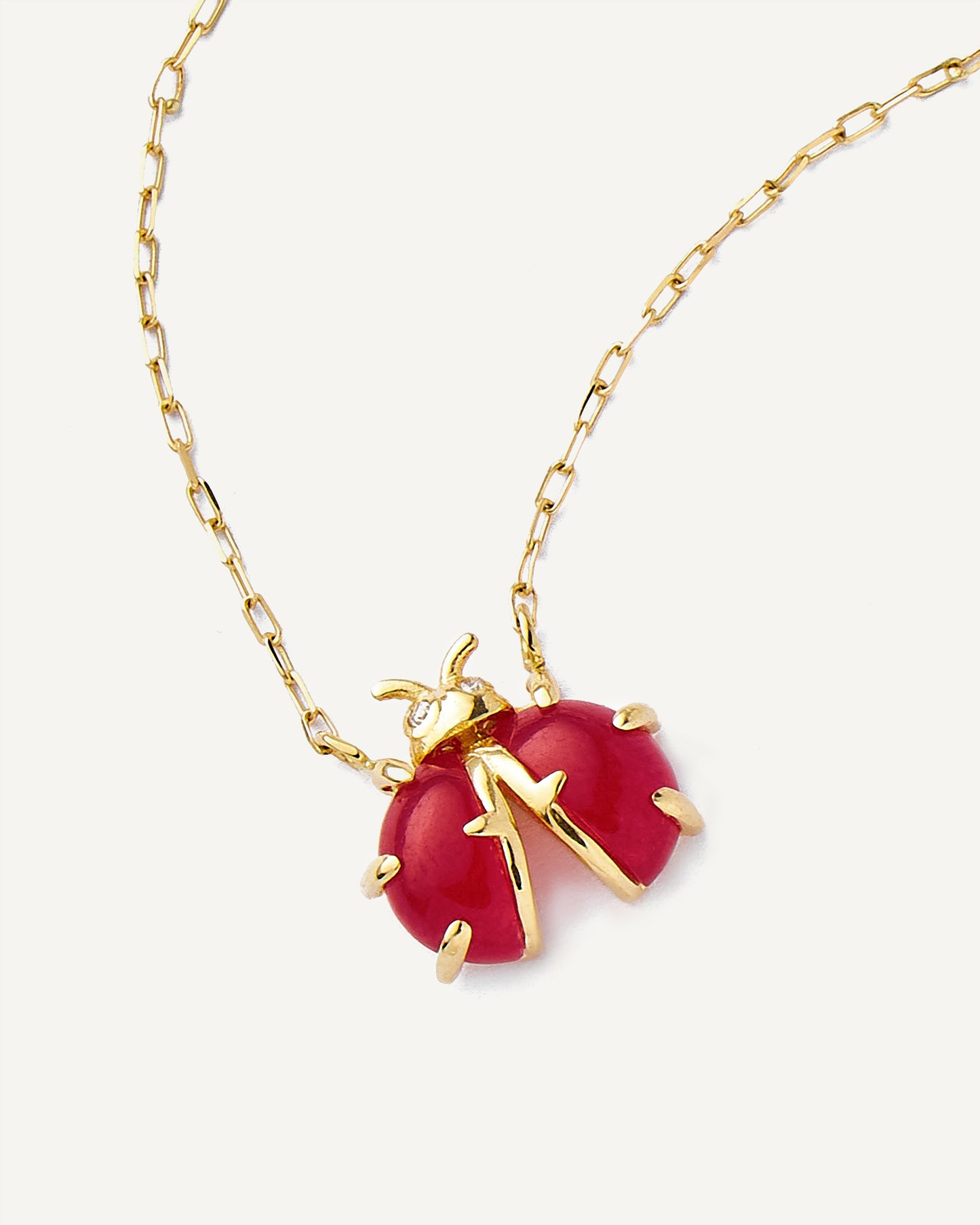 Colar Joaninha em Ouro 18K com Quartzo Vermelho e Brilhantes
