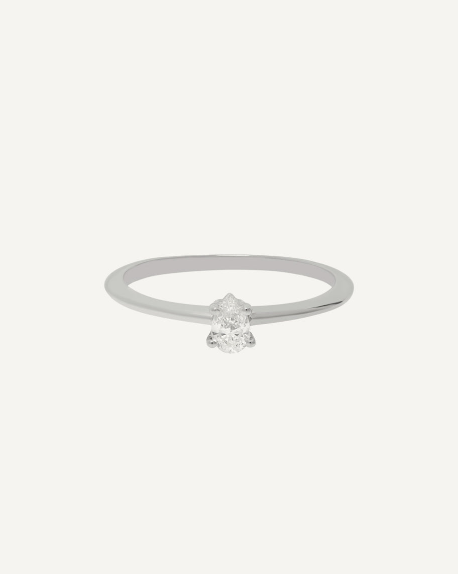 Anel Solitário Gota Purity em Ouro Branco 18K com 17 Pontos de Diamante