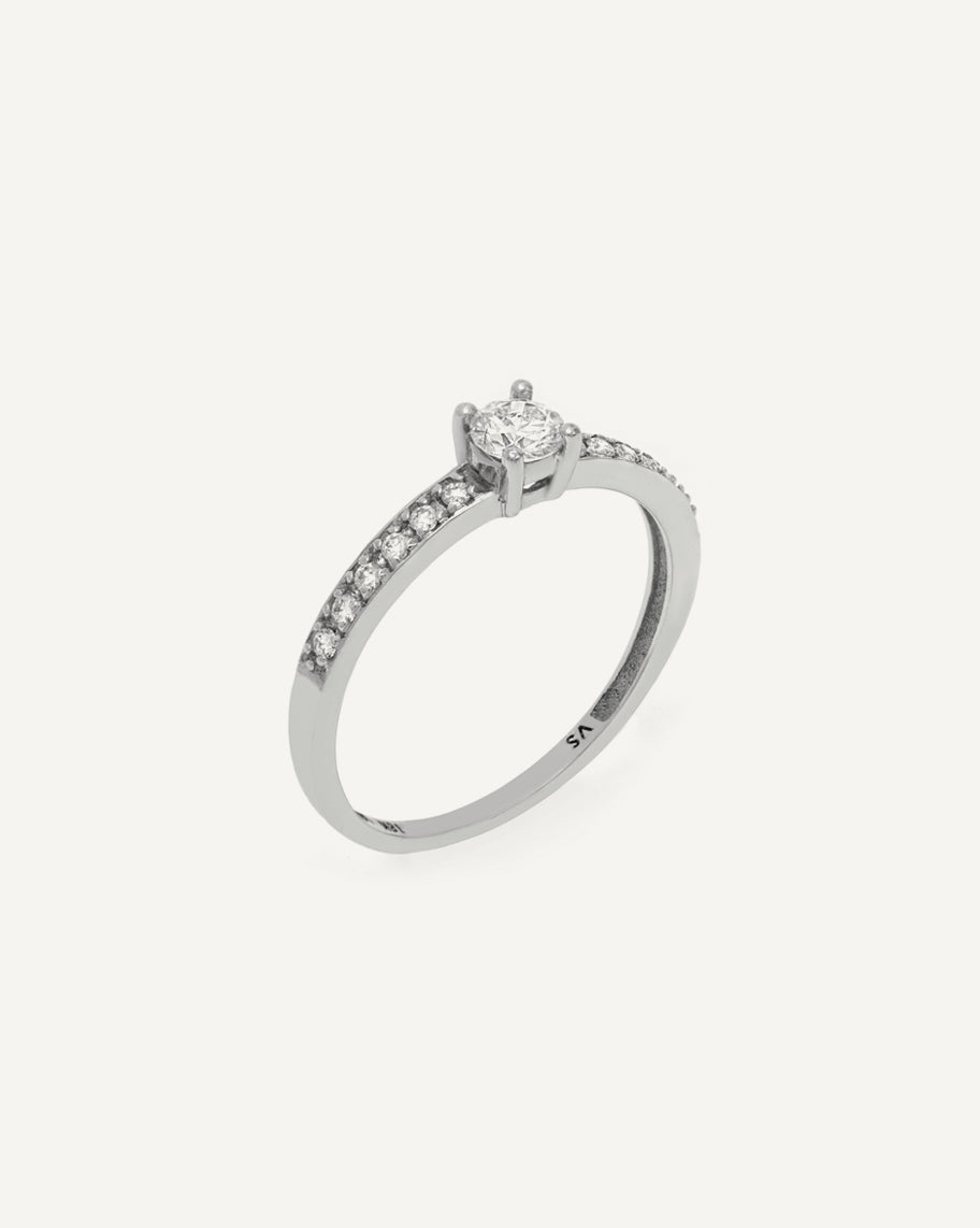 Anel Solitário Immensity em Ouro Branco 18K com 37 Pontos de Diamante