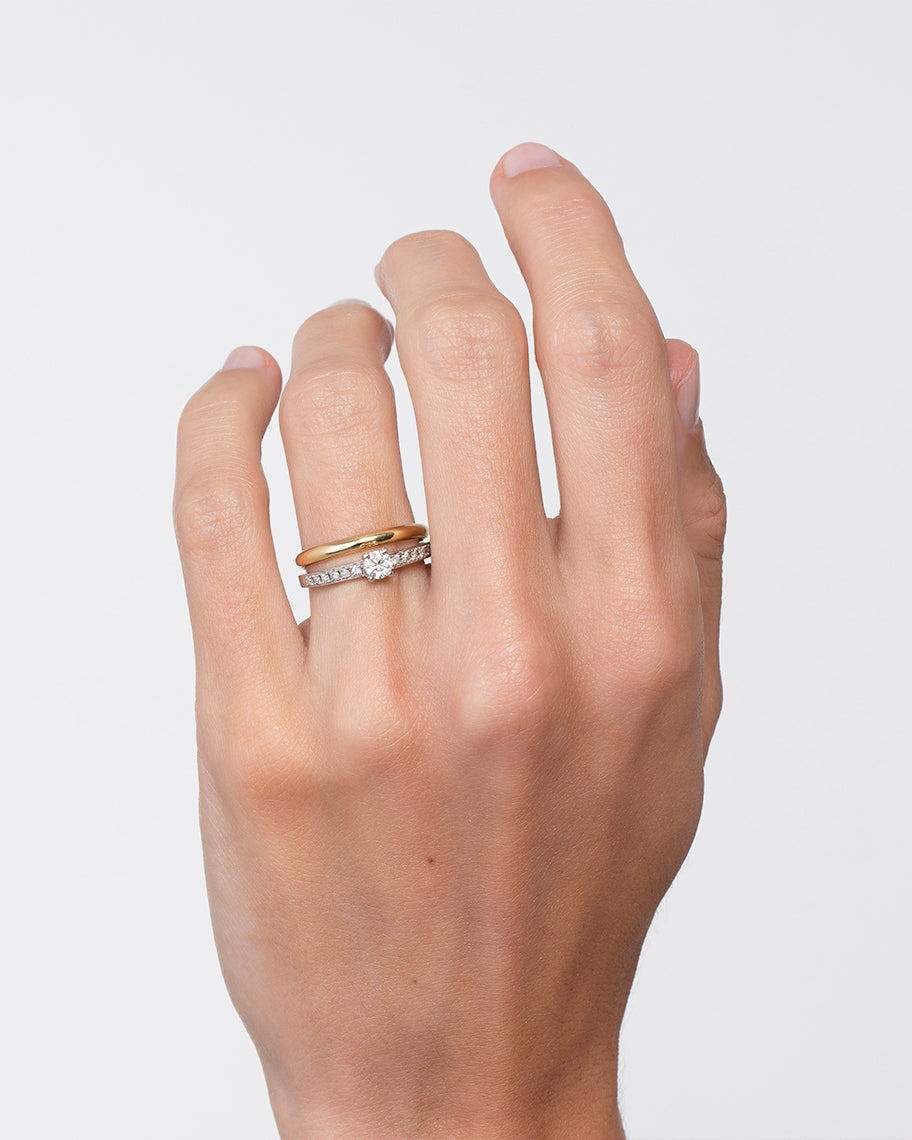 Anel Solitário Immensity em Ouro Branco 18K com 37 Pontos de Diamante
