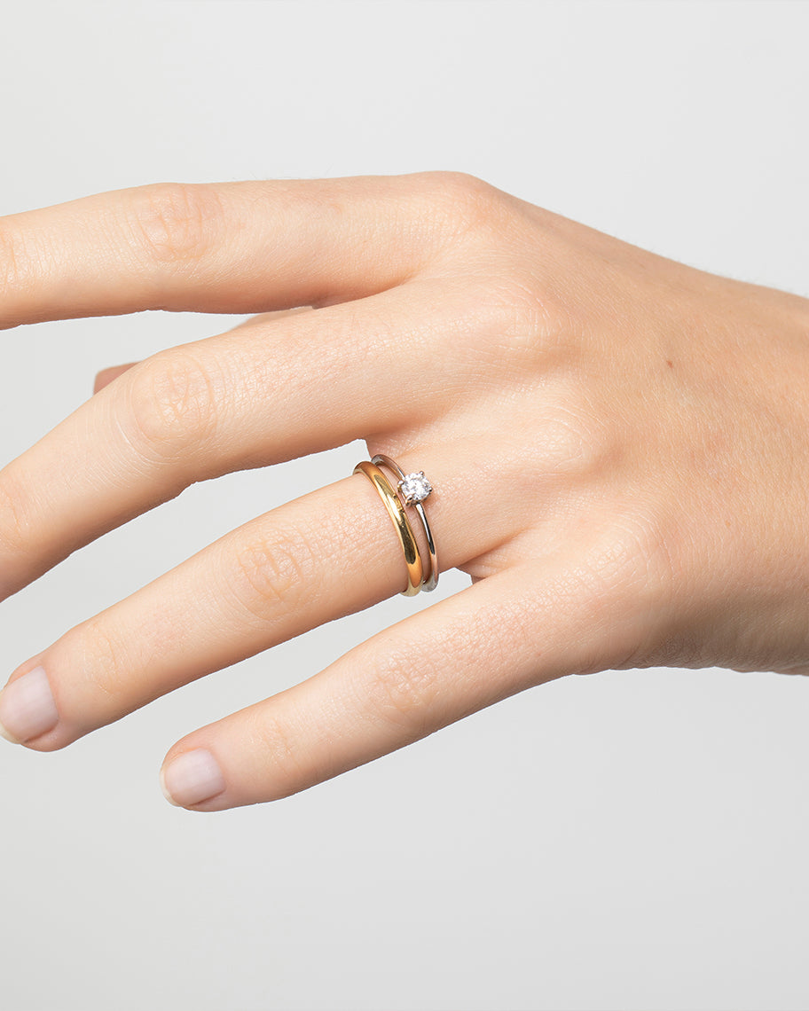 Anel Solitário Purity em Ouro Branco 18K com 24 Pontos de Diamante