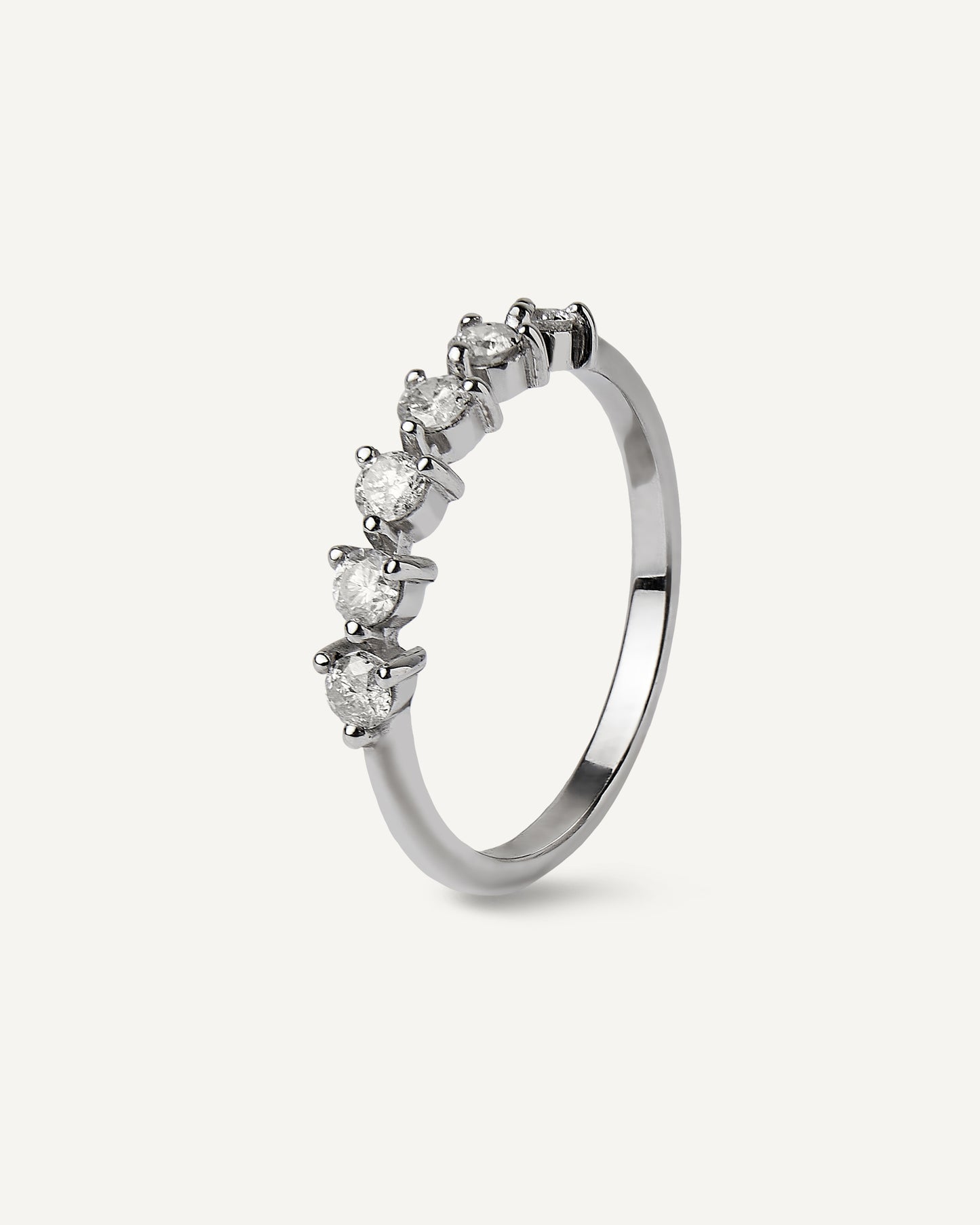 Meia Aliança Eternal em Ouro 18K com Diamantes Brancos