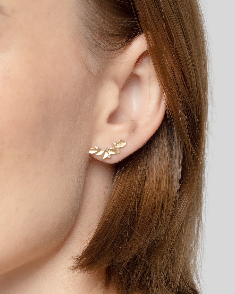 Brinco Earcuff Folha em Ouro 18K e Brilhantes