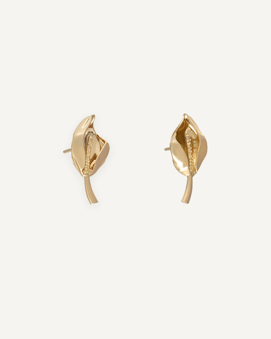 Brinco Copo de Leite em Ouro 18K