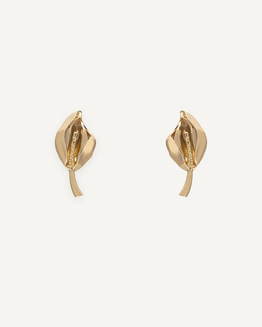 Brinco Copo de Leite em Ouro 18K