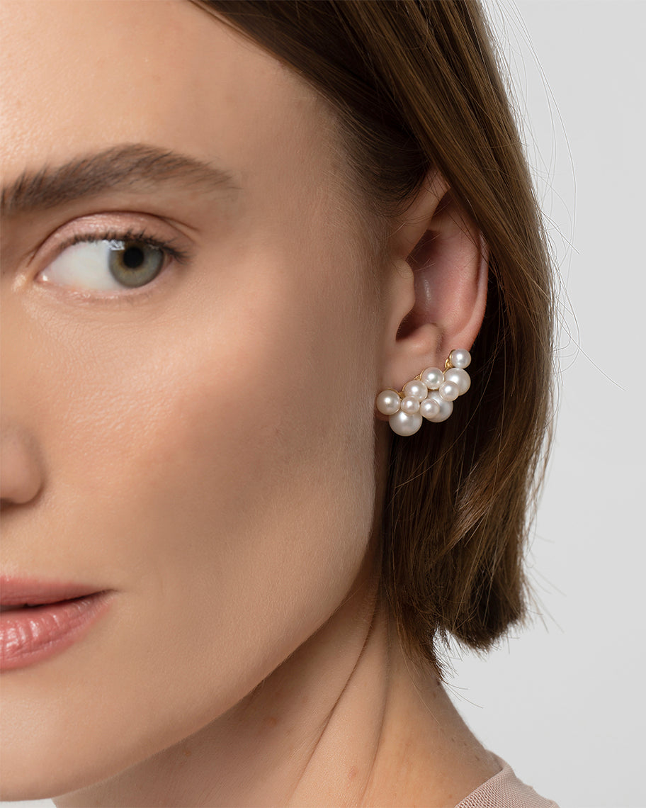 Brinco Earcuff Vapor em Ouro 18K com Pérolas