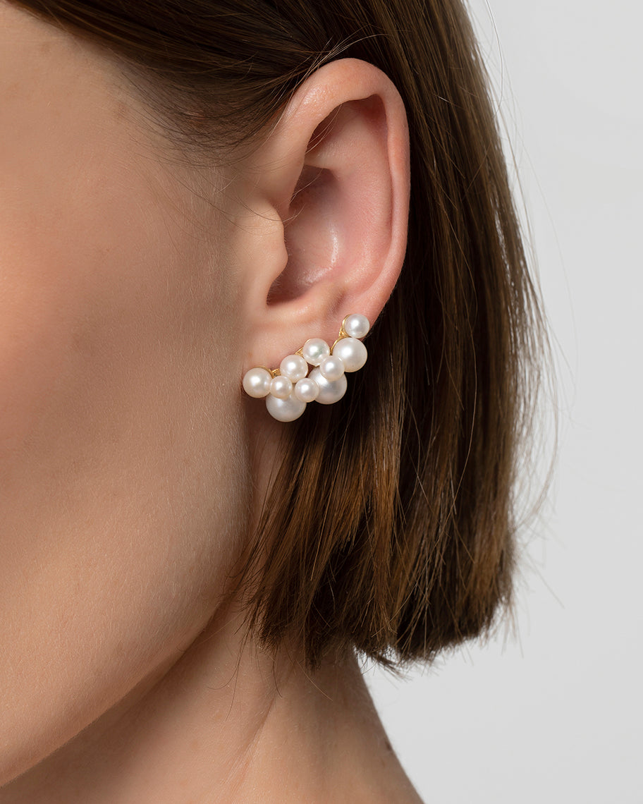 Brinco Earcuff Vapor em Ouro 18K com Pérolas