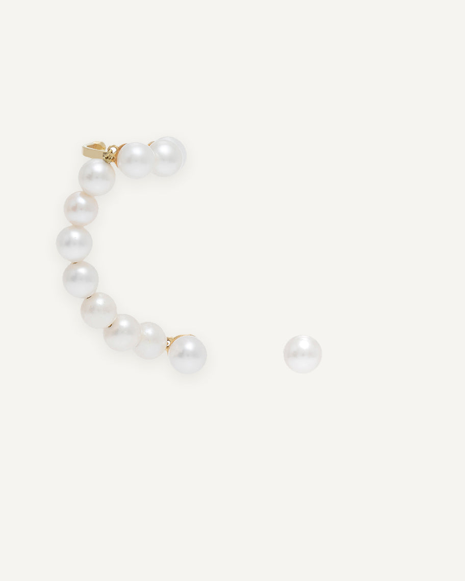 Brinco em Ouro 18K Corrente Pérolas