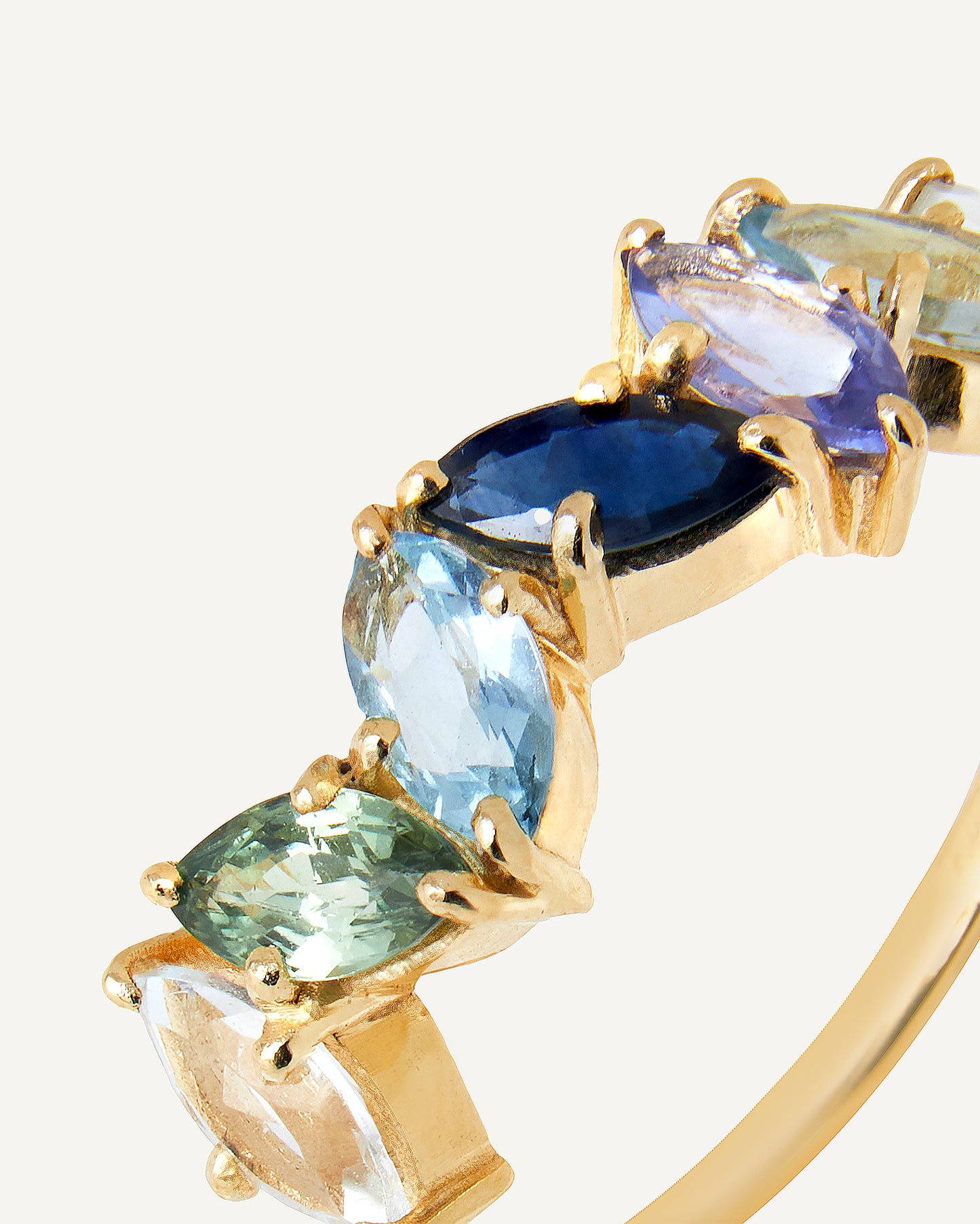 Anel Garden em Ouro 18K e Pedras Preciosas