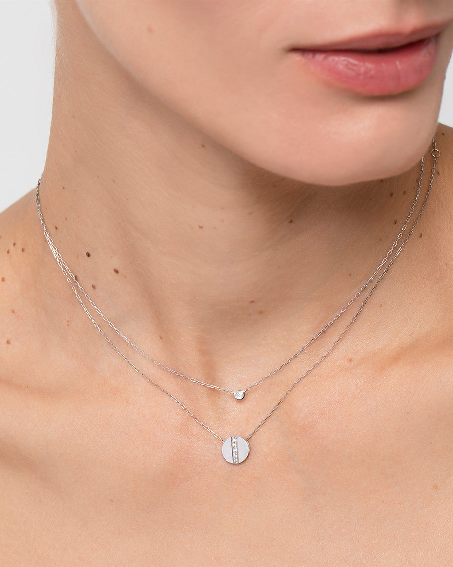 Colar Médio Nuit em Ouro Branco 18K com Safiras Brancas