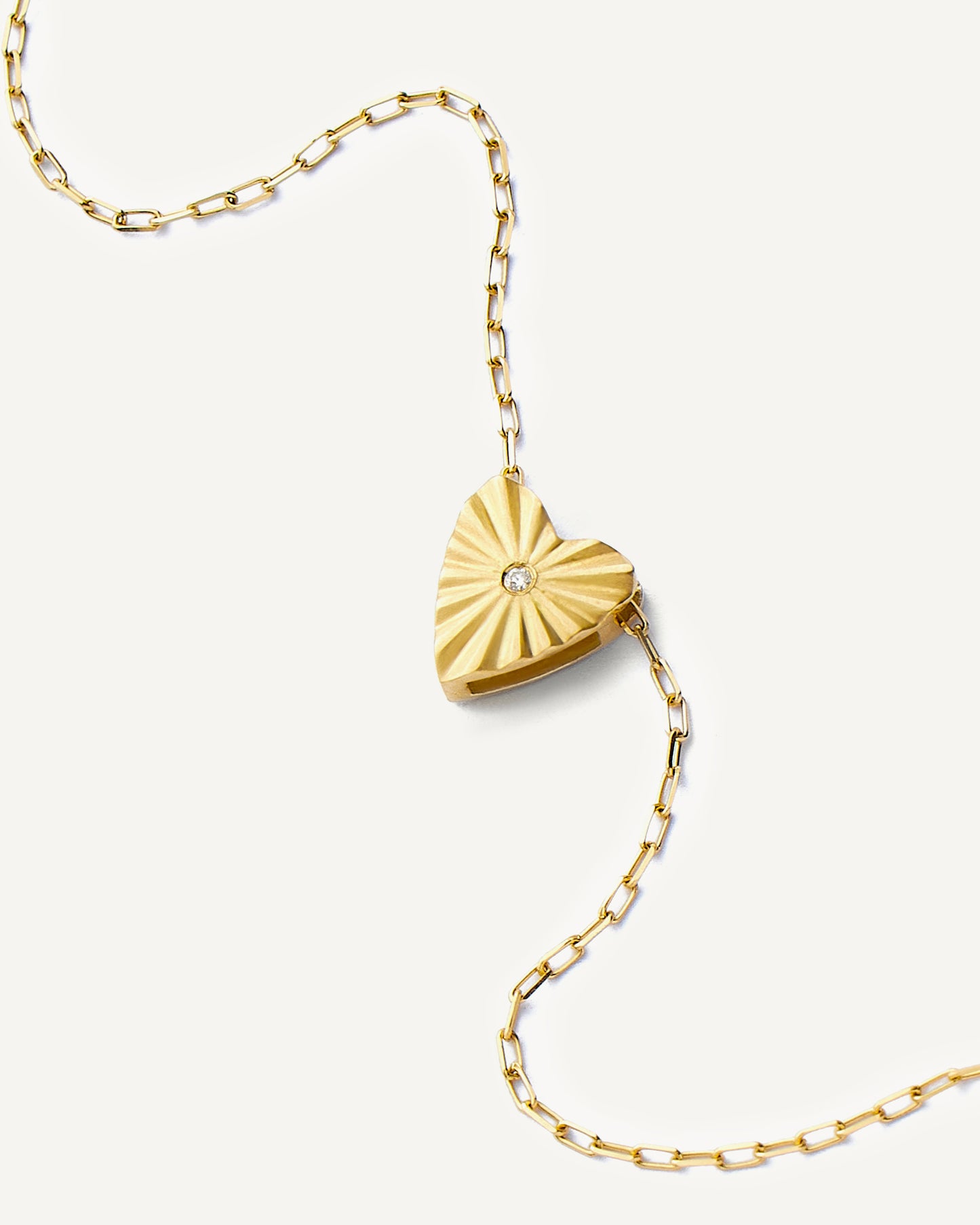 Colar de Coração Petit em Ouro 18K e Brilhante Branco