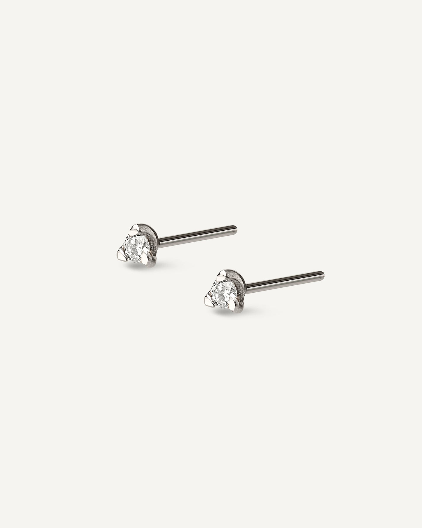 Brinco Solitário Petit em Ouro 18K e Diamante