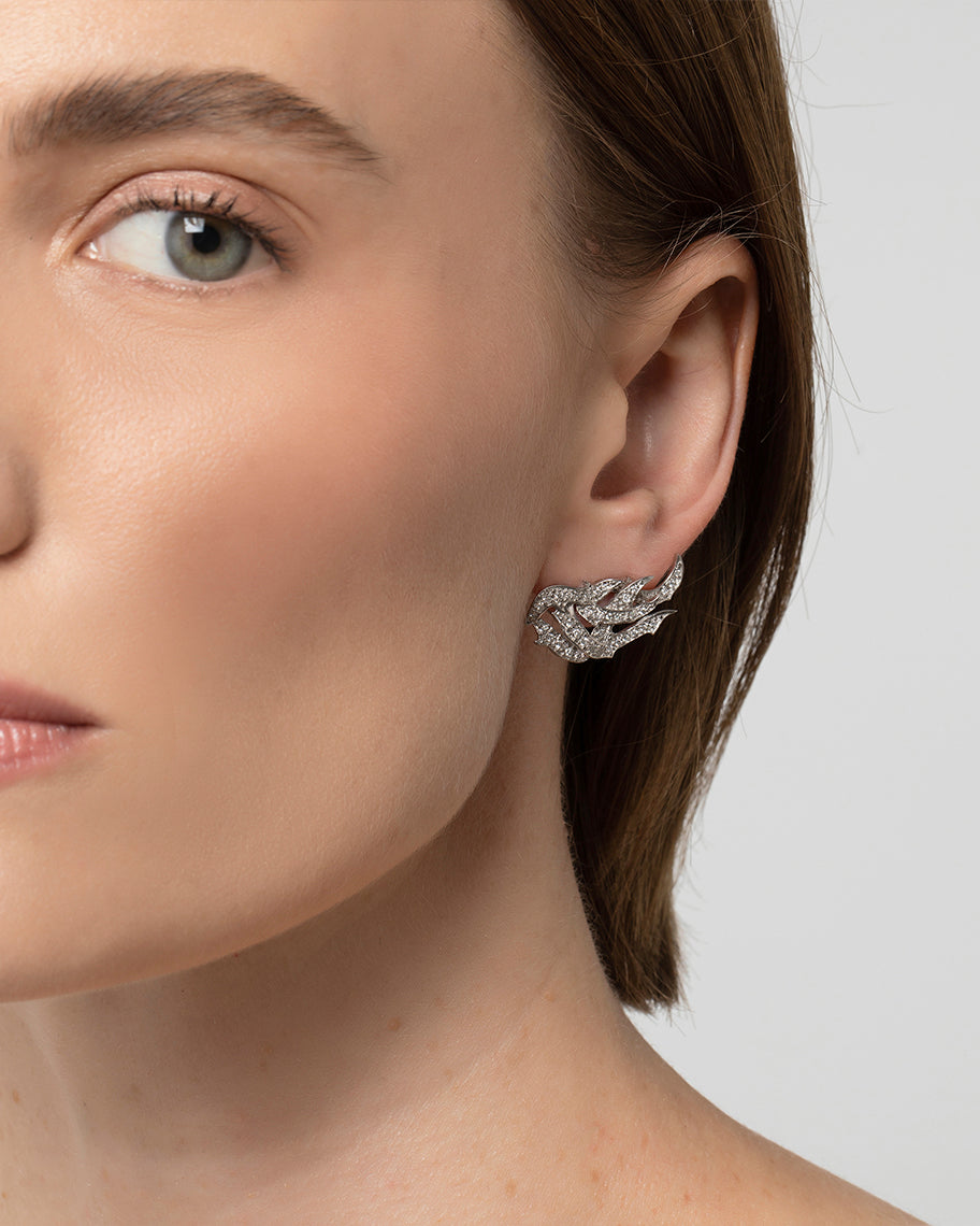Brinco Seiva em Ouro Branco 18k e Diamantes