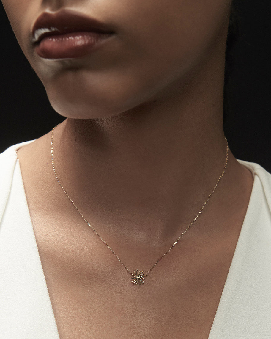 Colar Redemoinho em Ouro Amarelo 18K