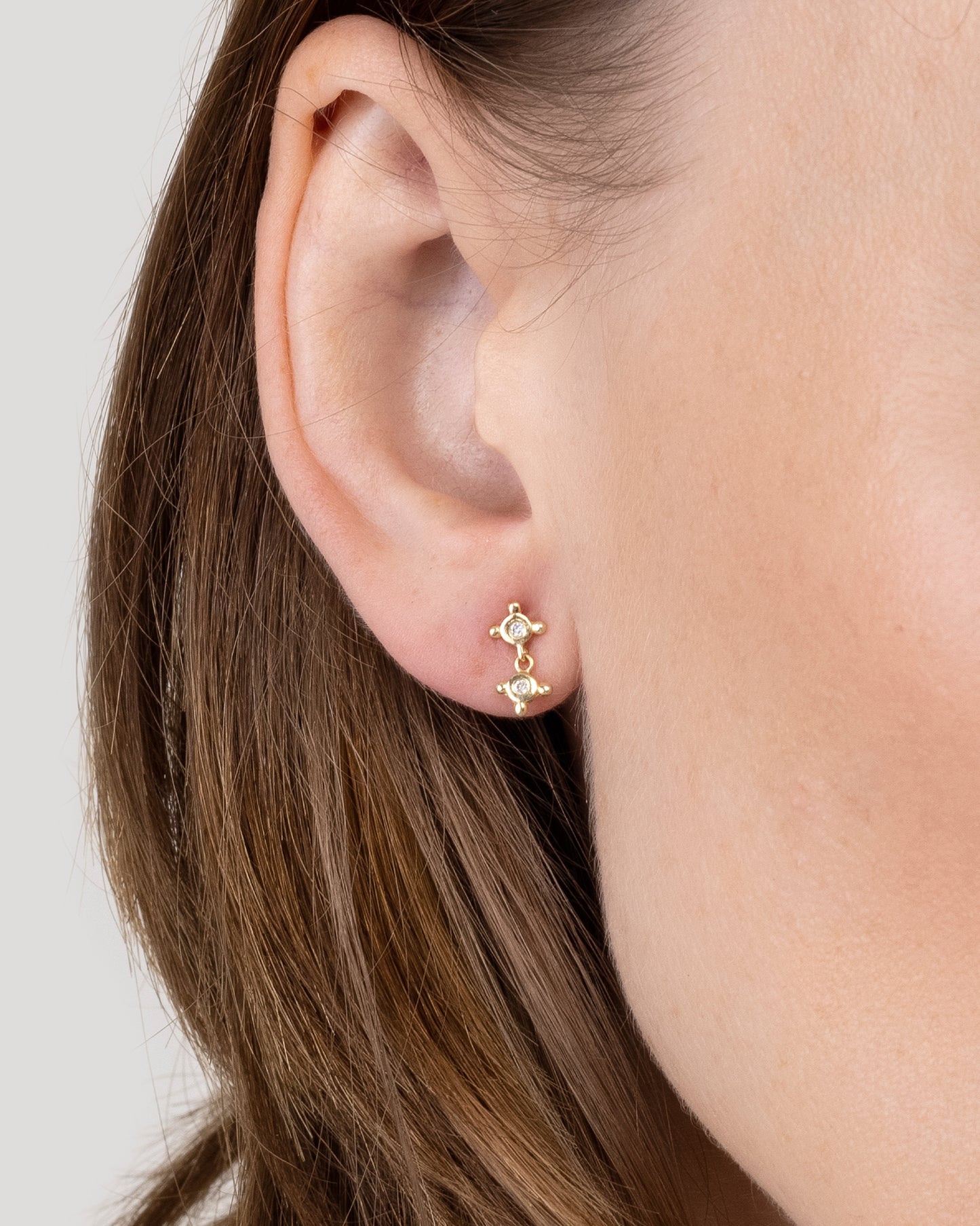 Brinco Stella Duplo Petit em Ouro 18K e Diamante