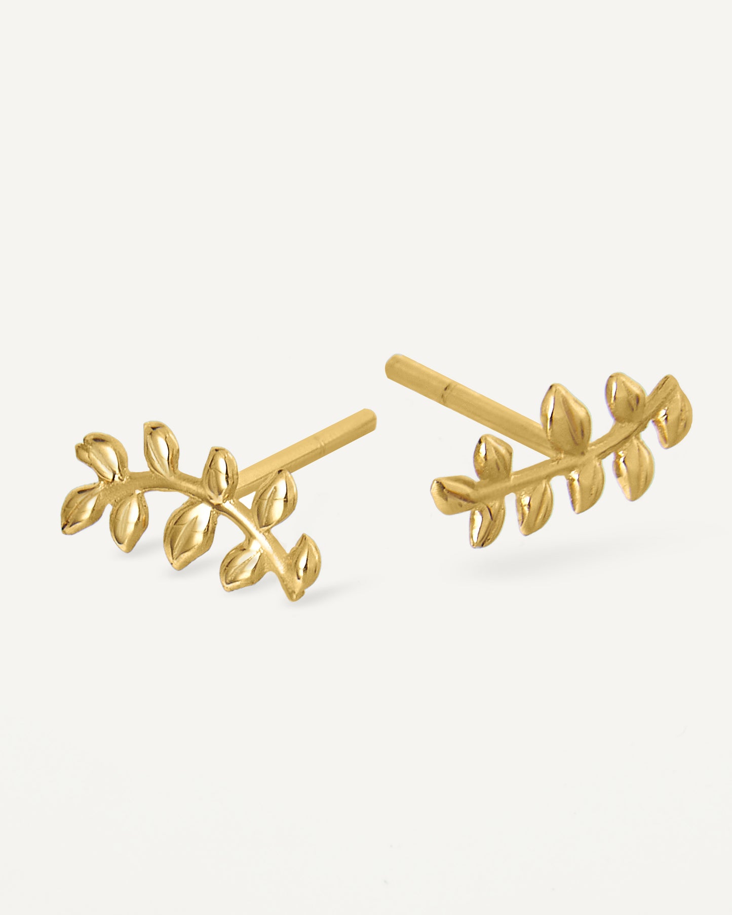 Brinco Stud Flô em Ouro 18K