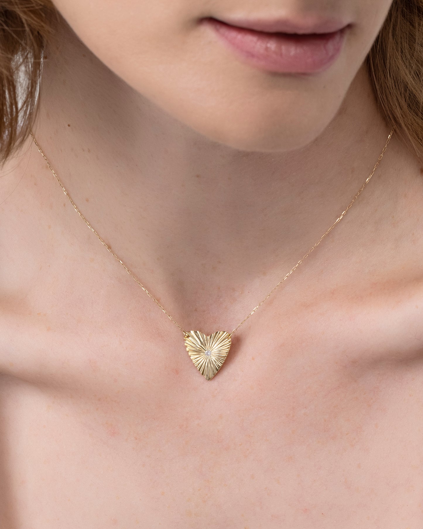 Colar de Coração Amour em Ouro 18K e Diamante