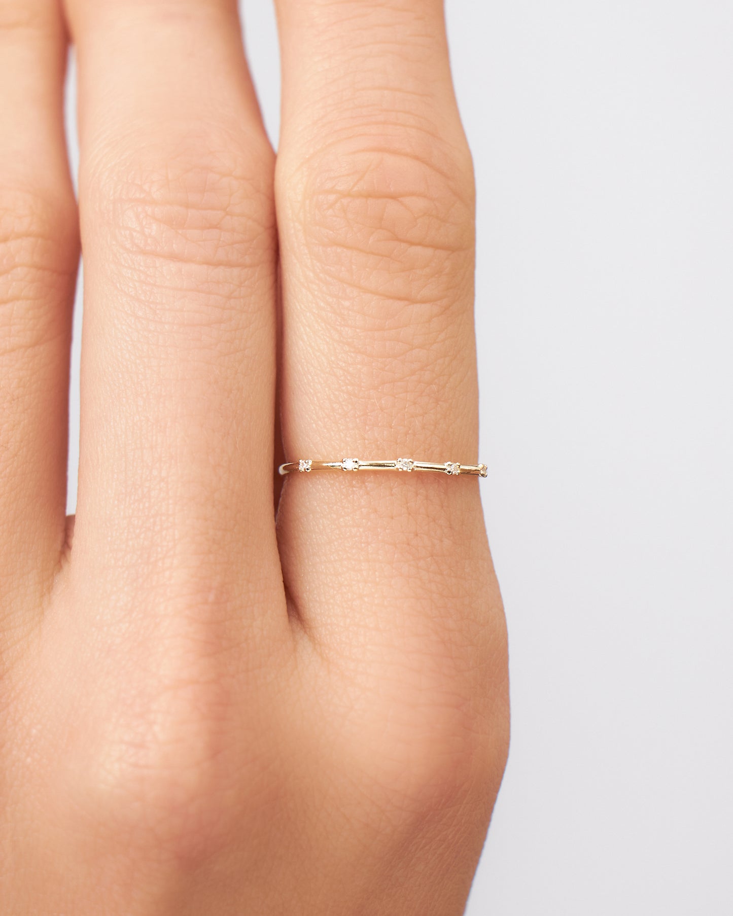 Anel Twig Diamante em Ouro 18K