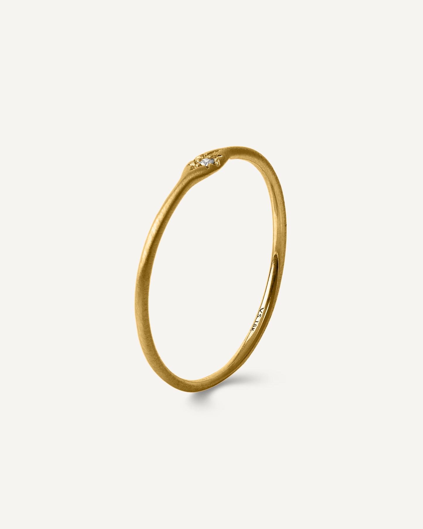 Anel Aster Diamante em Ouro 18K