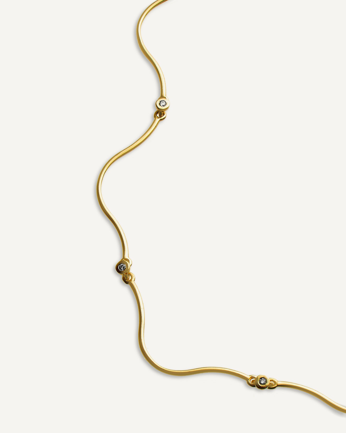 Colar Calmaria em Ouro 18K e Diamantes