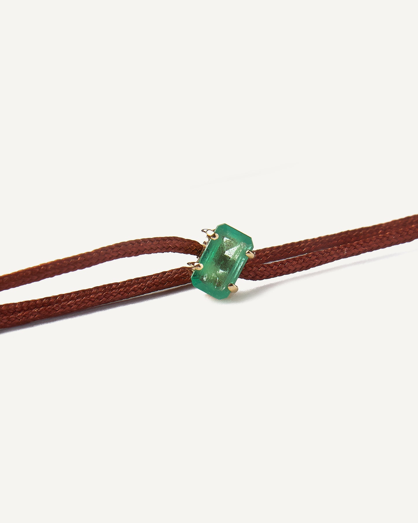 Pulseira Cord Esmeralda em Ouro 18K