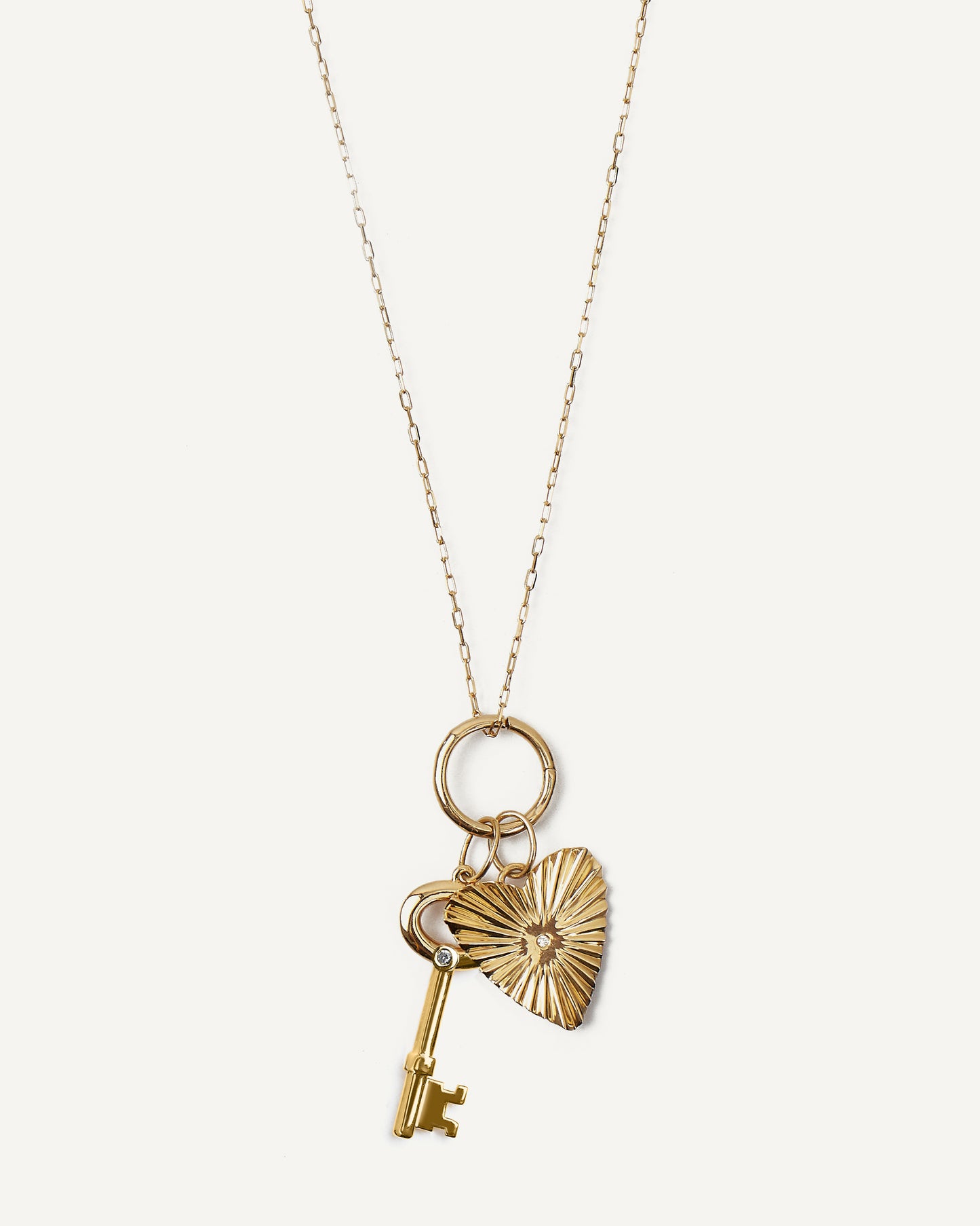 Pingente Amour em Ouro 18K e Diamante