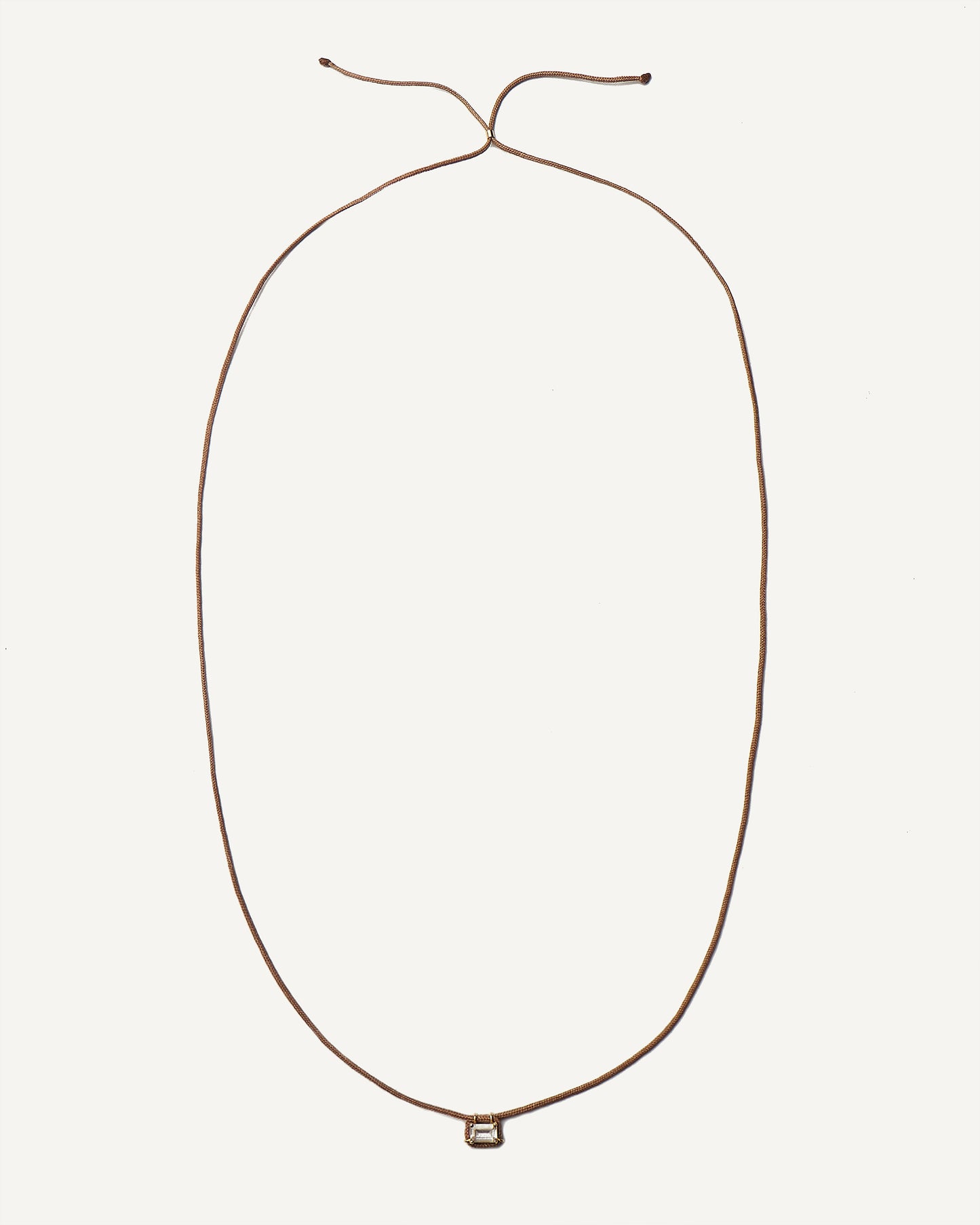 Colar Cord Nora Areia em Ouro 18K e Safiras Brancas