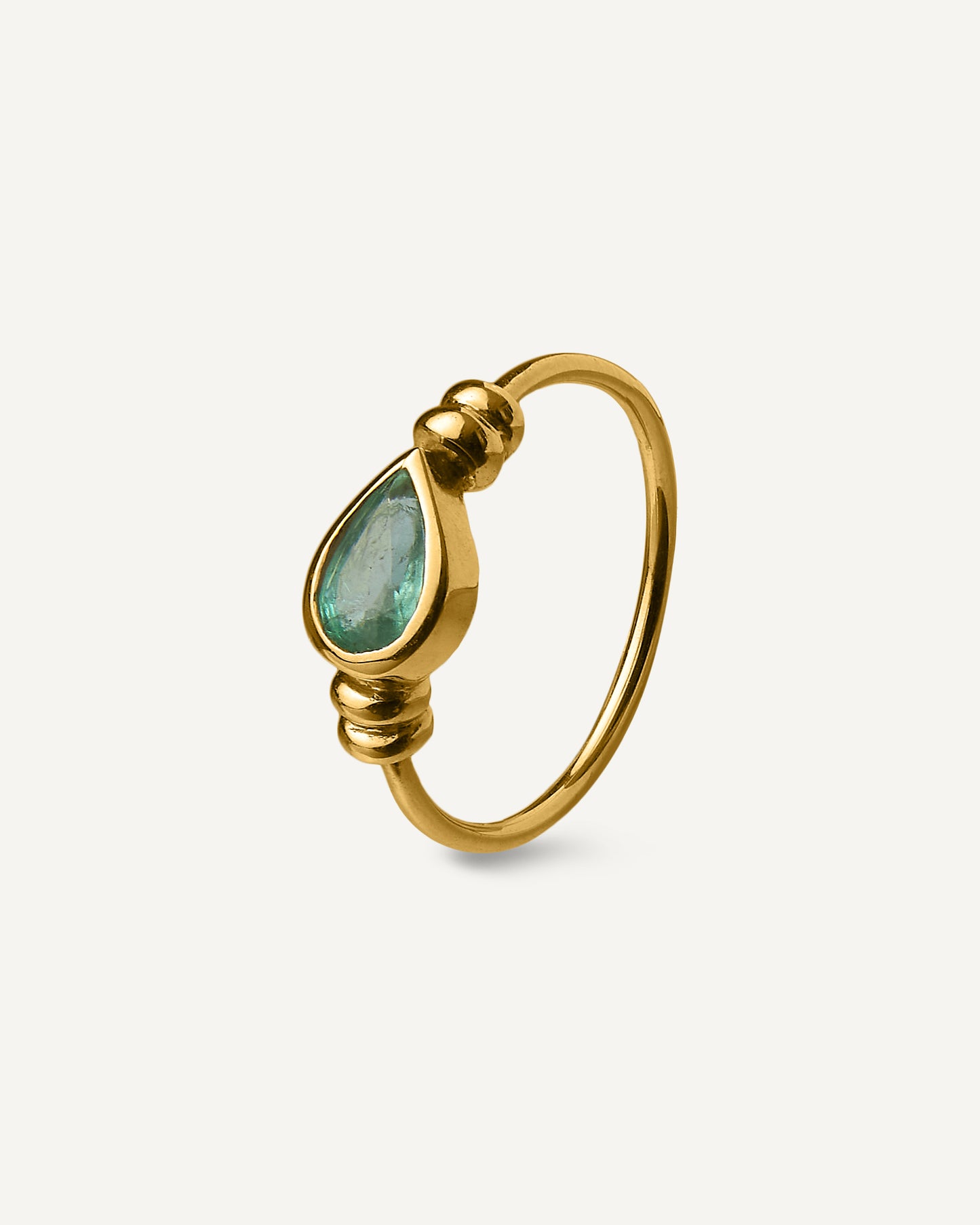 Anel Cairo Esmeralda em Ouro 18K