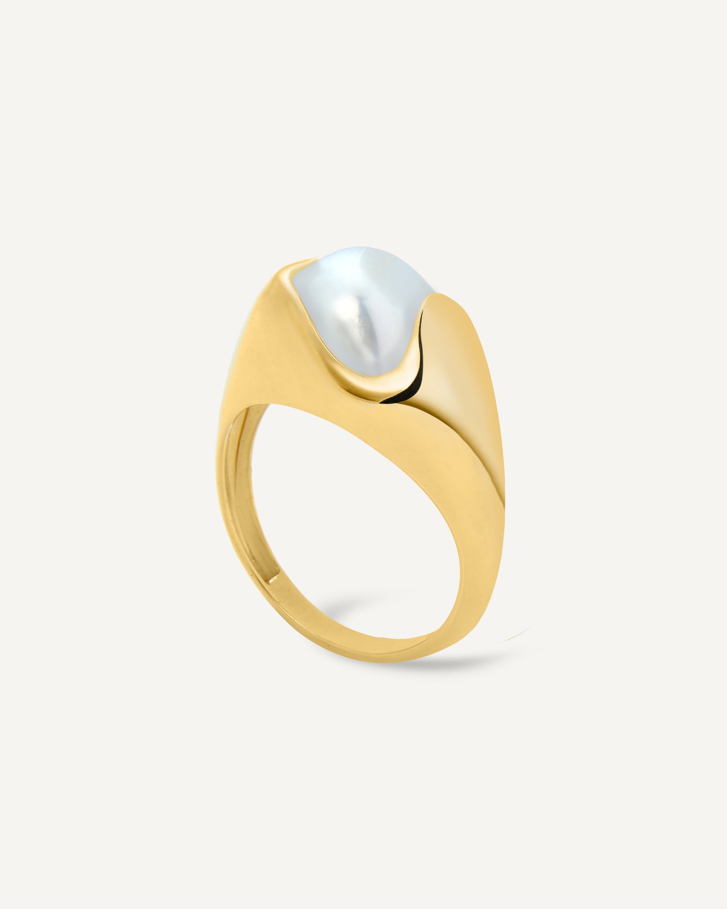 Anel Gruta Pérola em Ouro 18K