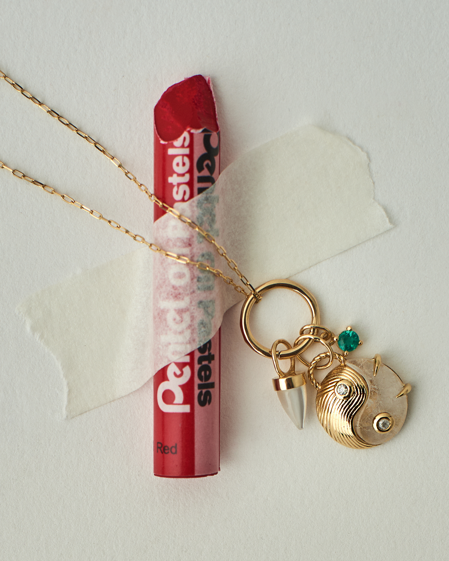 Pingente Balance em Ouro 18K com Quartzo e Diamante