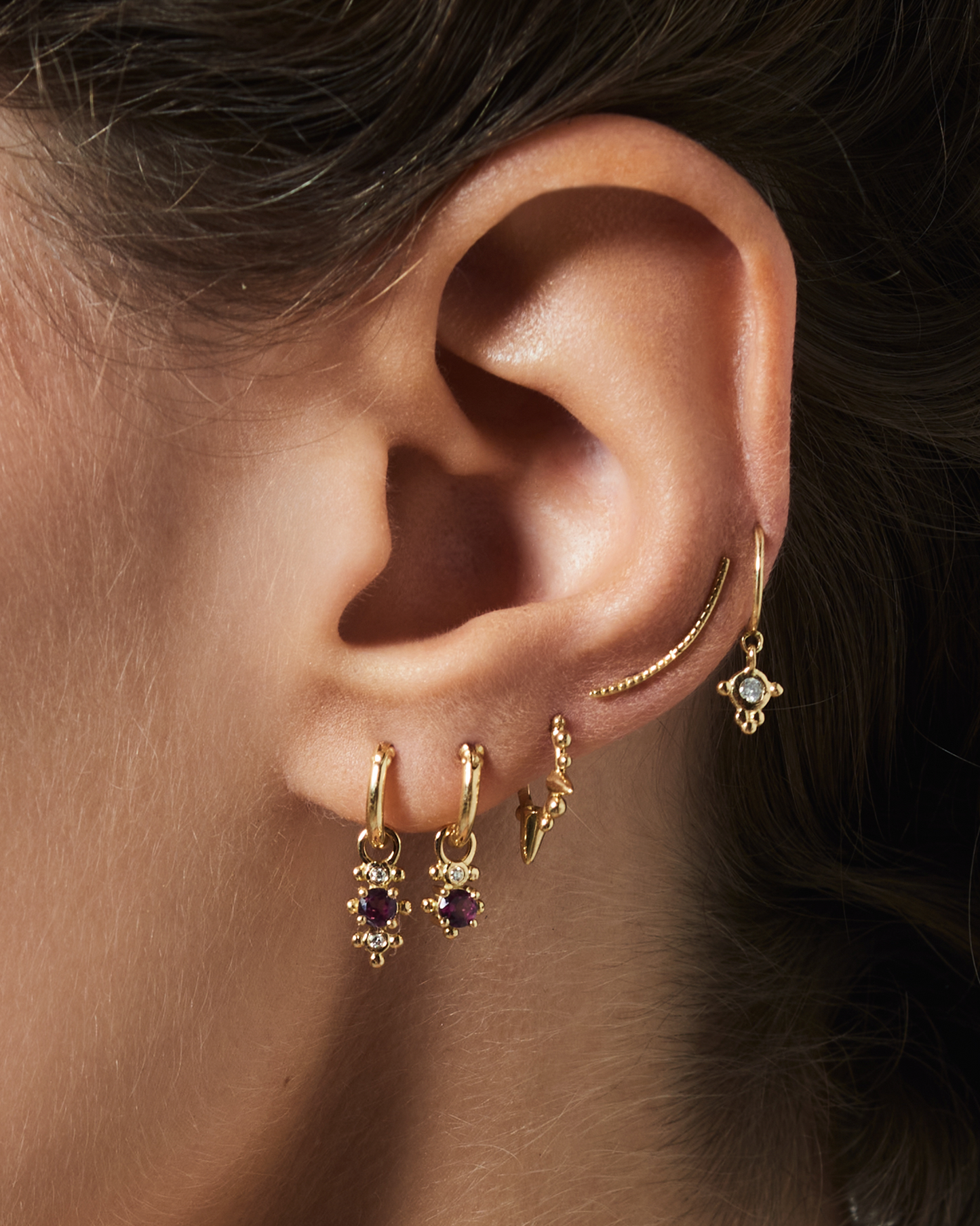 Brinco Earcuff Lil em Ouro 18K